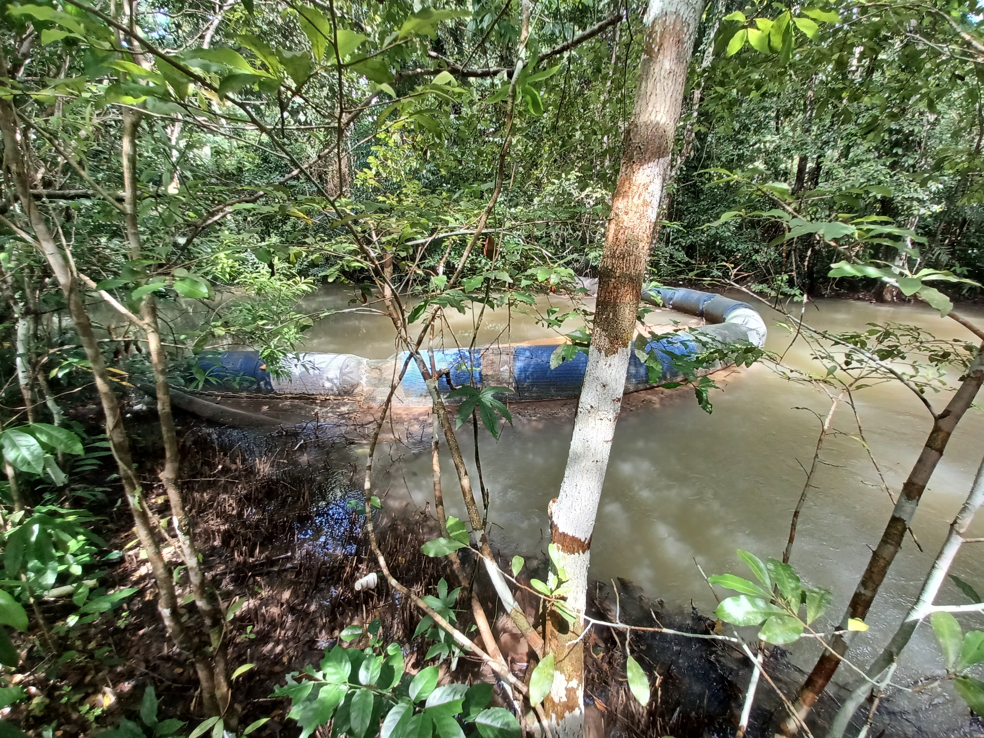 Oceanbound Barrier in Río Las Escobas, Guatemala